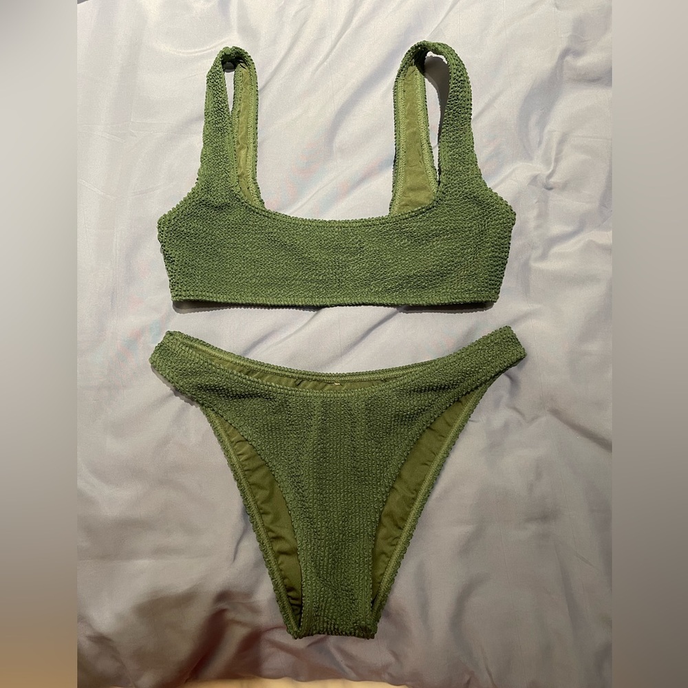 RVCA grooves bikini top and bottom